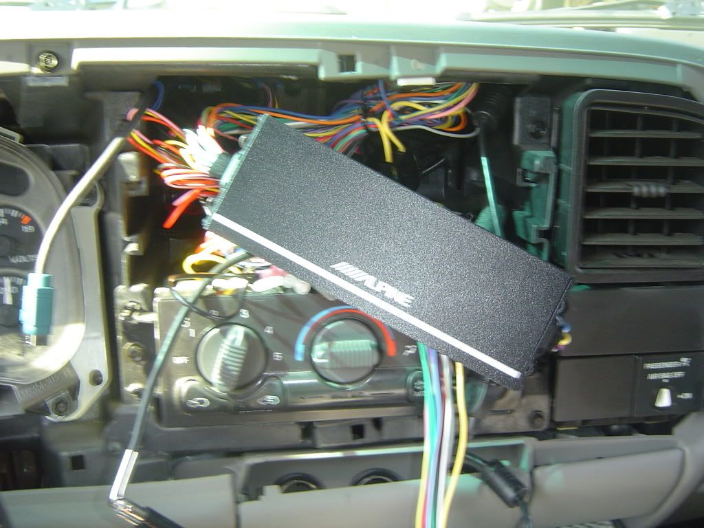 Alpine head unit install in 02 Silverado Truck Forum Truck Mod Central